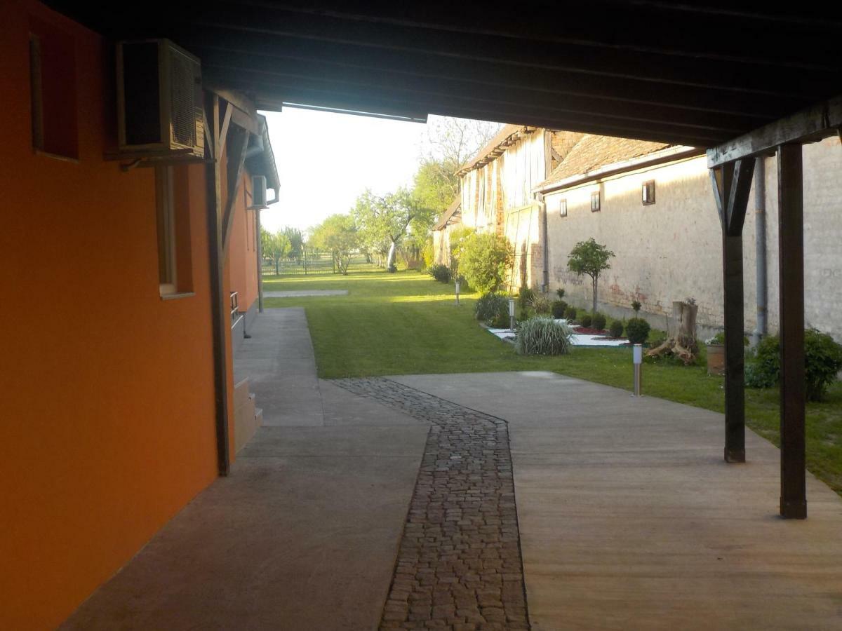 Apartmani Baotić Zupanja Zewnętrze zdjęcie